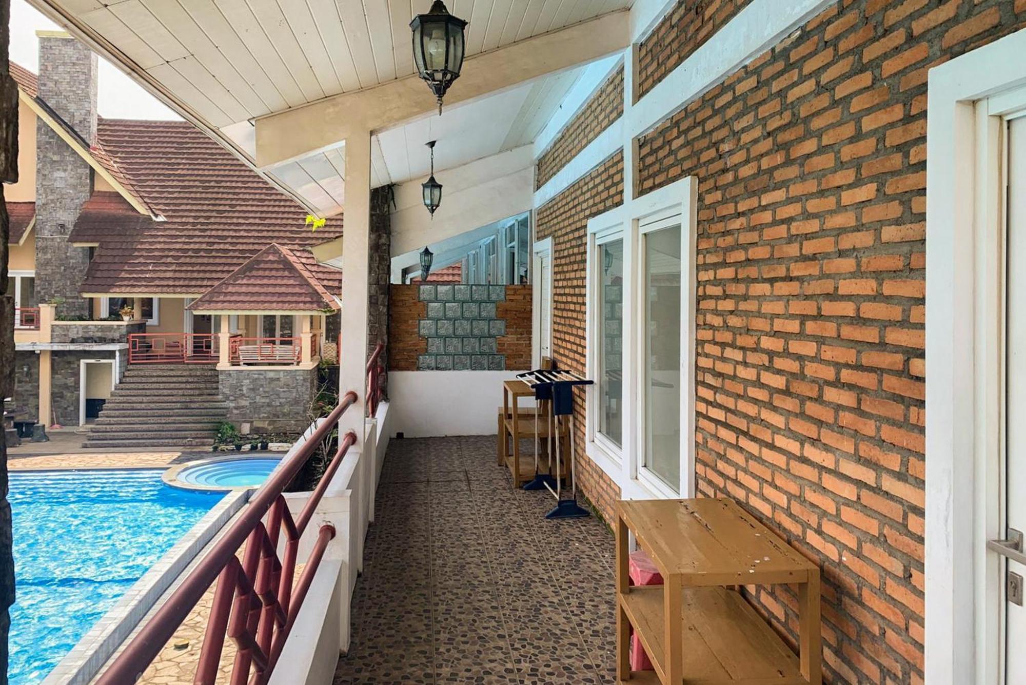 Urbanview Hotel Villa Q Gisting Bandjarnegeri Εξωτερικό φωτογραφία