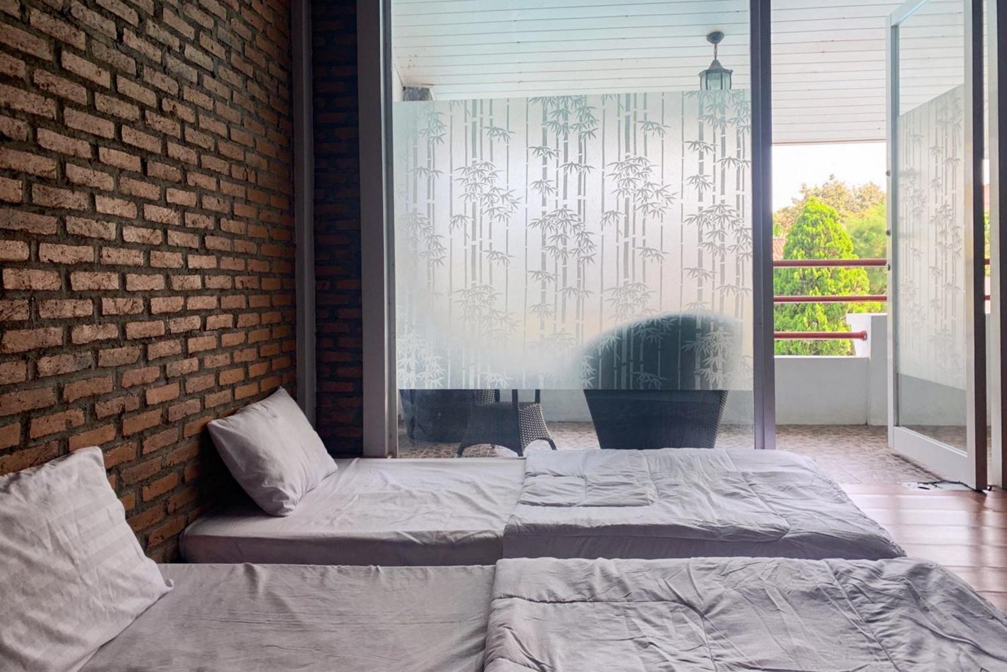 Urbanview Hotel Villa Q Gisting Bandjarnegeri Εξωτερικό φωτογραφία